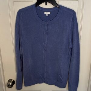 EUC Croft & Barrow Women's Lilac Cardigan